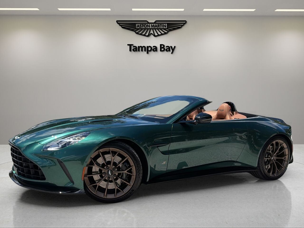 2026 ASTON MARTIN Vantage