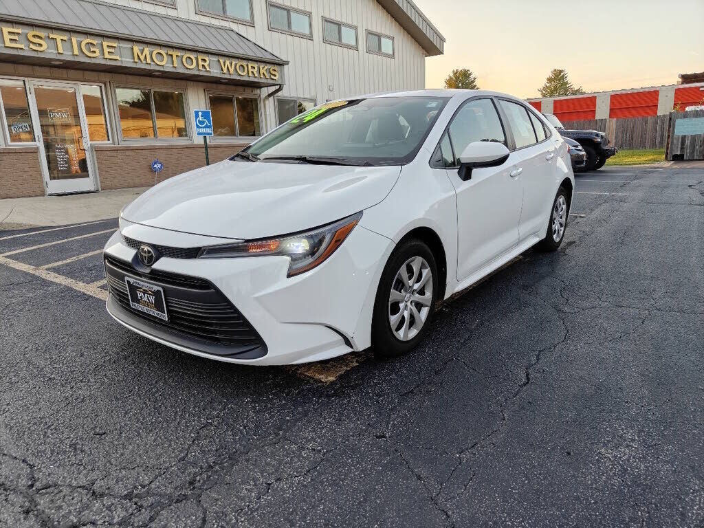 2024 TOYOTA Corolla