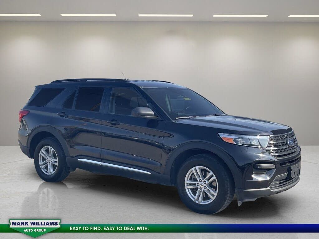 2022 FORD Explorer