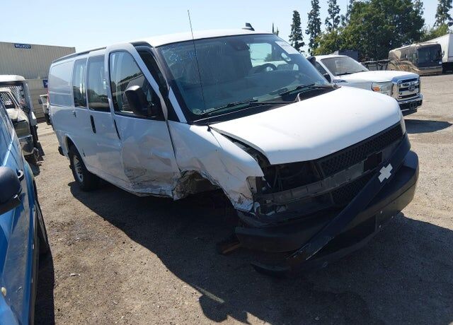 2021 CHEVROLET Express