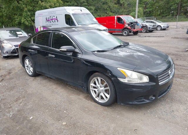 2009 NISSAN Maxima