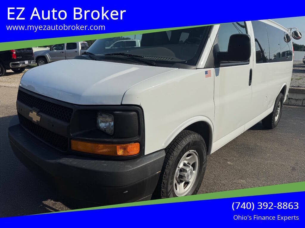 2017 CHEVROLET Express