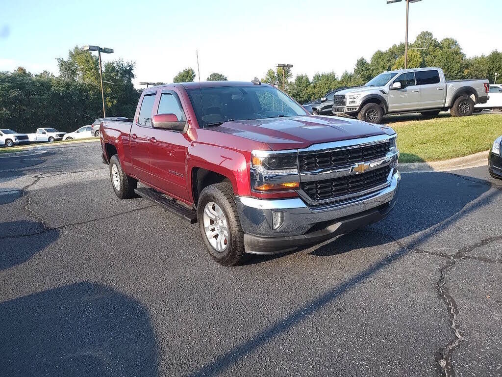 2017 CHEVROLET Silverado