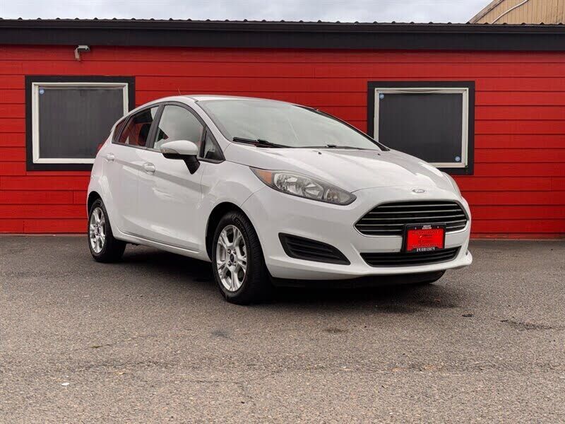 2016 FORD Fiesta