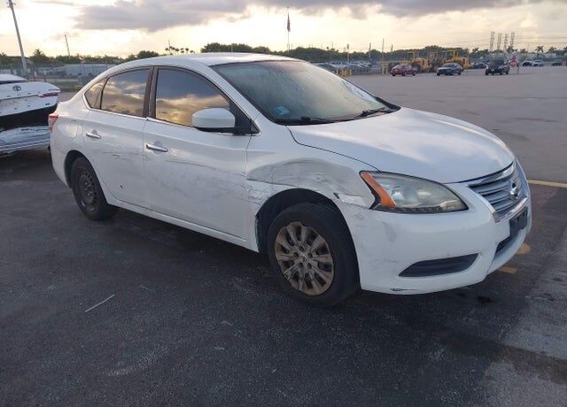 2014 NISSAN Sentra