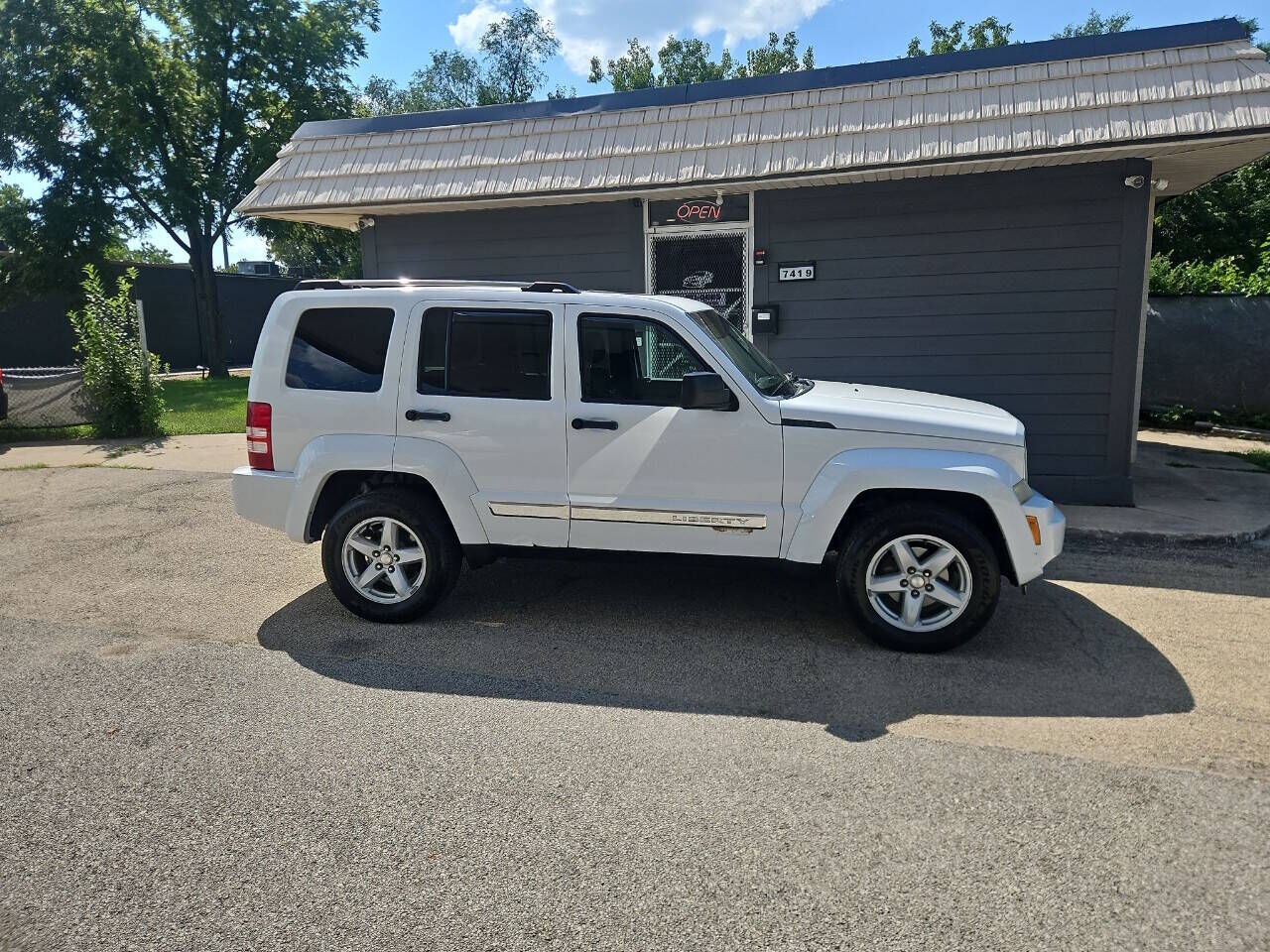 2012 JEEP Liberty