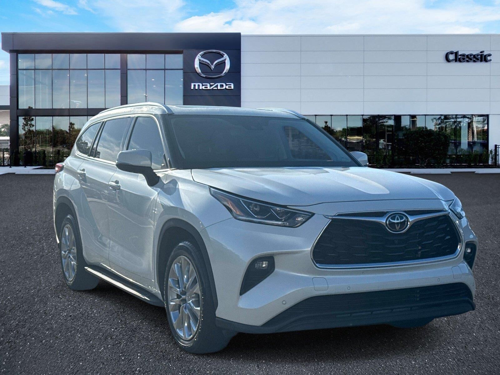 2021 TOYOTA Highlander