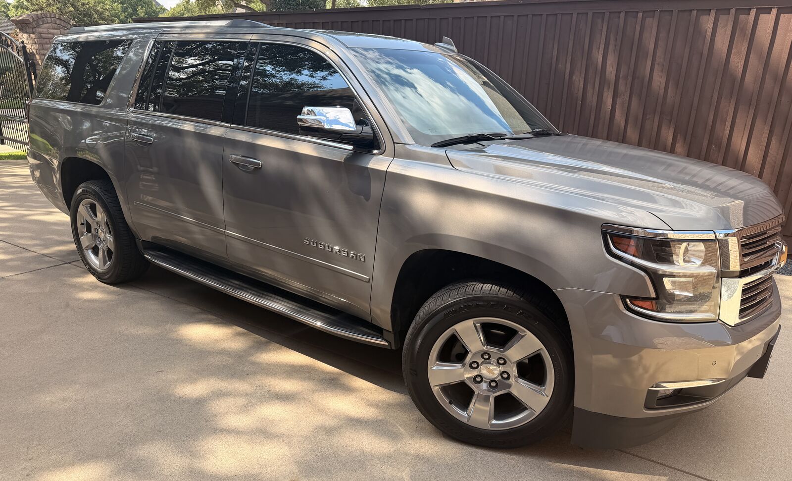 2018 CHEVROLET Suburban