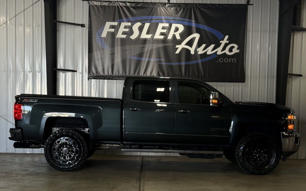 2017 CHEVROLET Silverado
