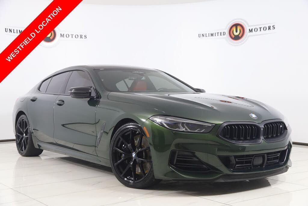 2023 BMW M8