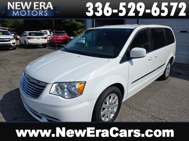 2015 CHRYSLER Town and Country