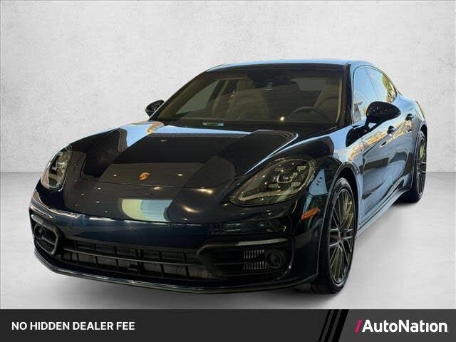 2023 PORSCHE Panamera