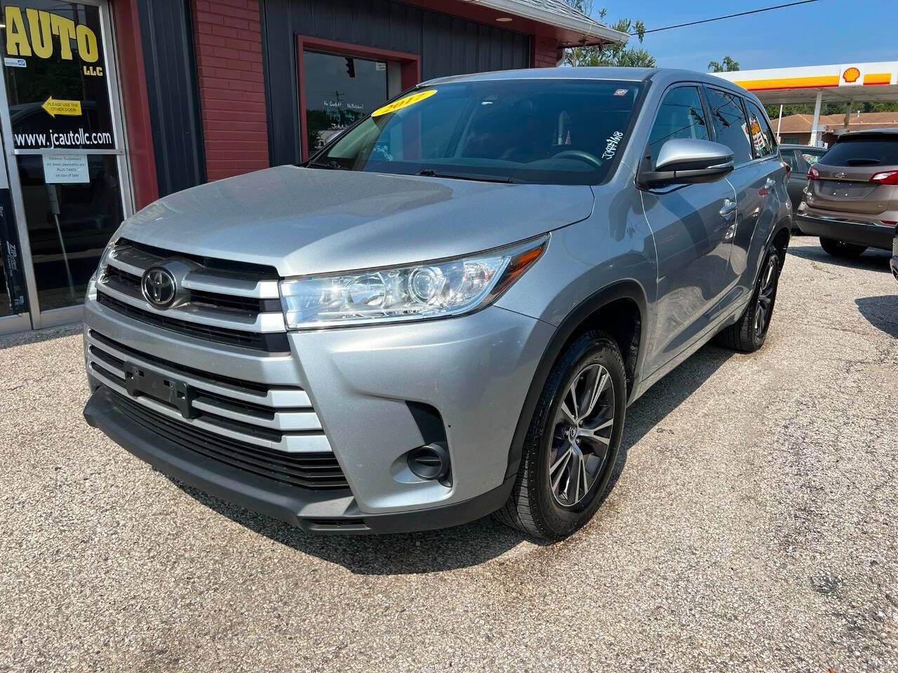 2017 TOYOTA Highlander