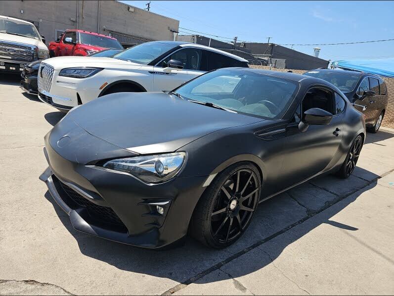 2017 TOYOTA 86