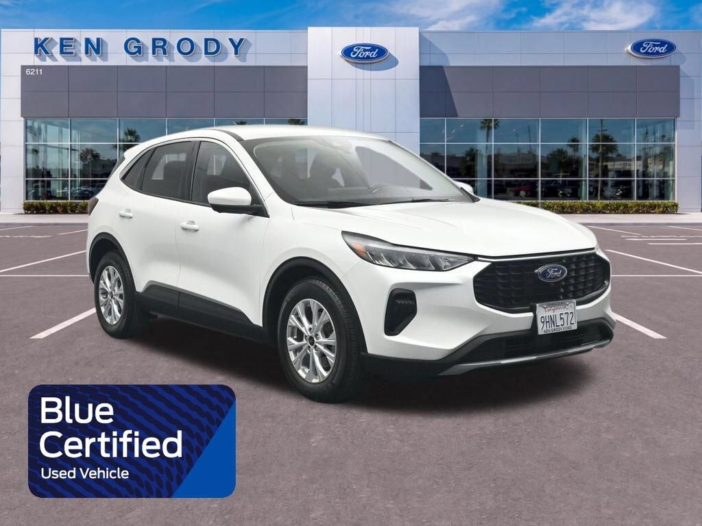 2023 FORD Escape