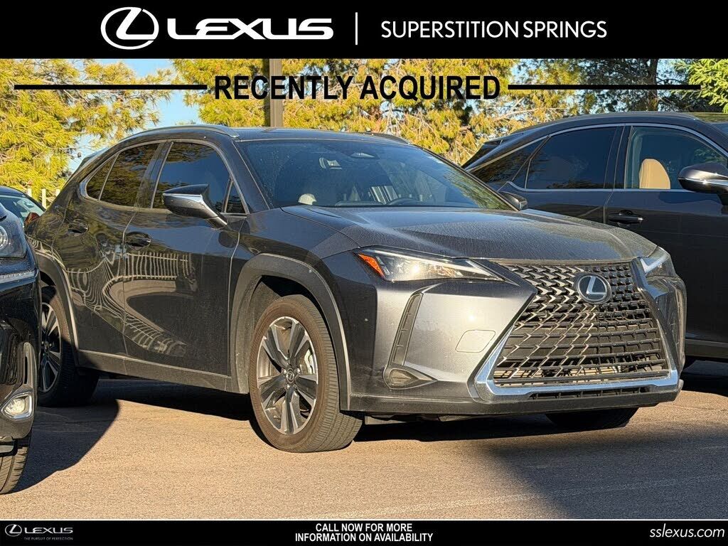 2026 LEXUS UX
