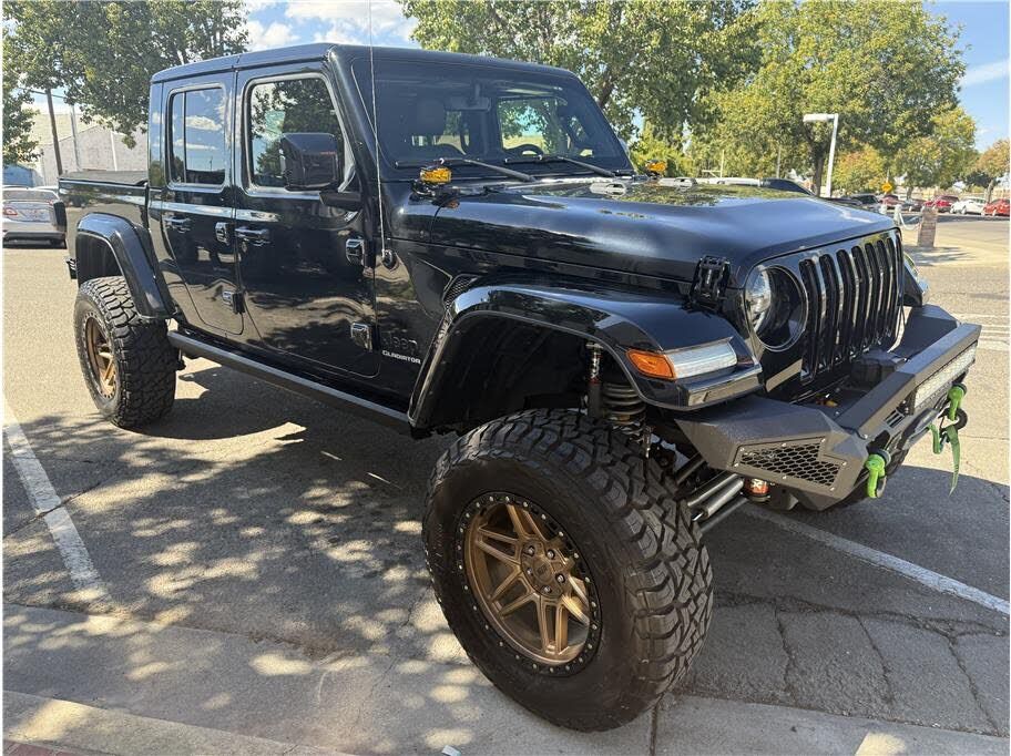 2021 JEEP Gladiator