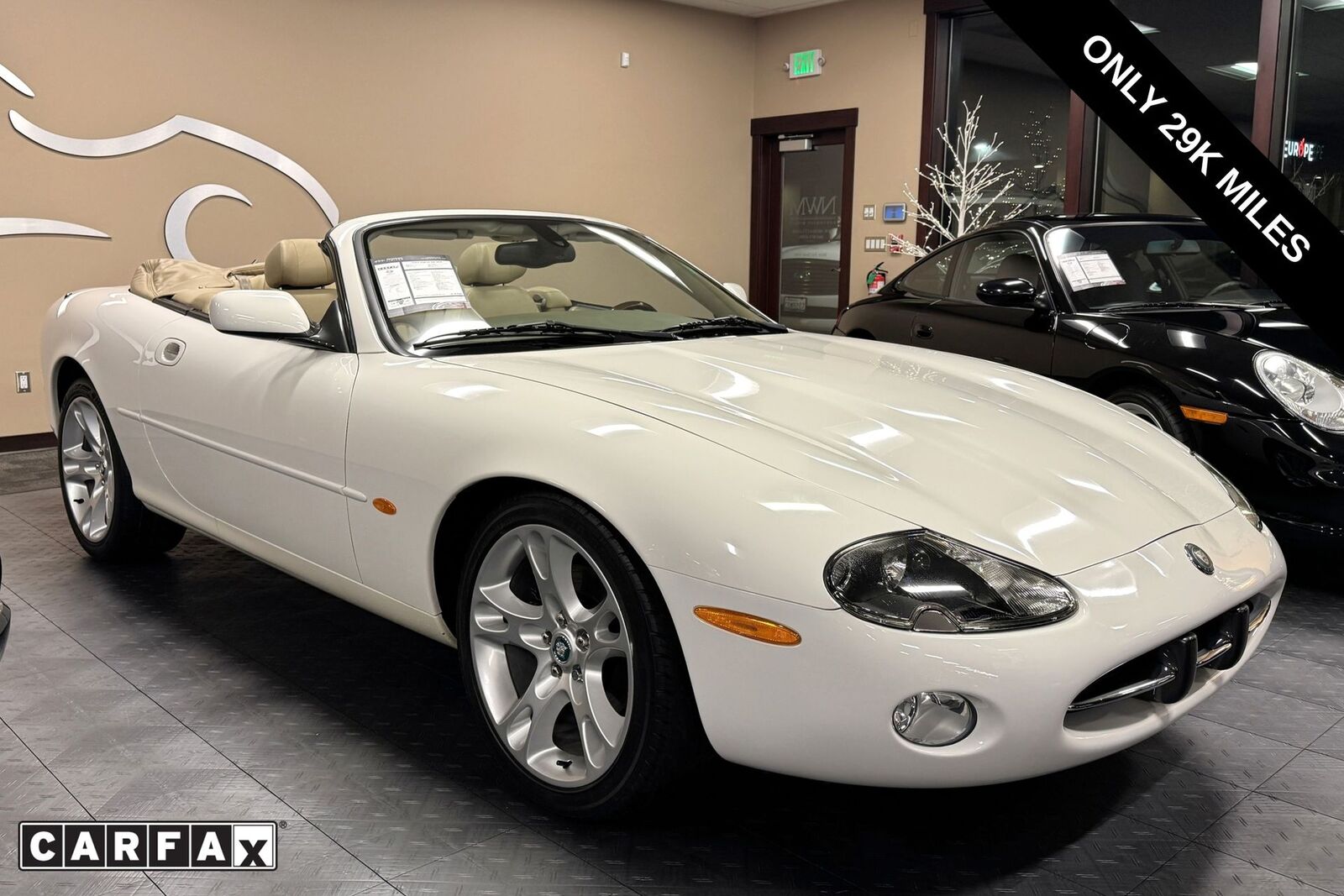 2003 JAGUAR XK8