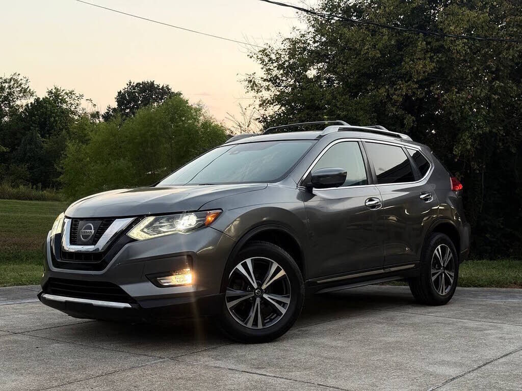 2017 NISSAN Rogue