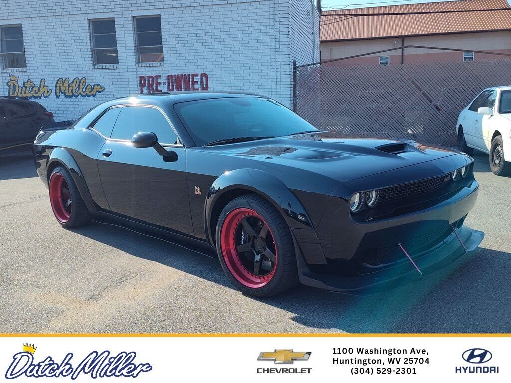 2021 DODGE Challenger