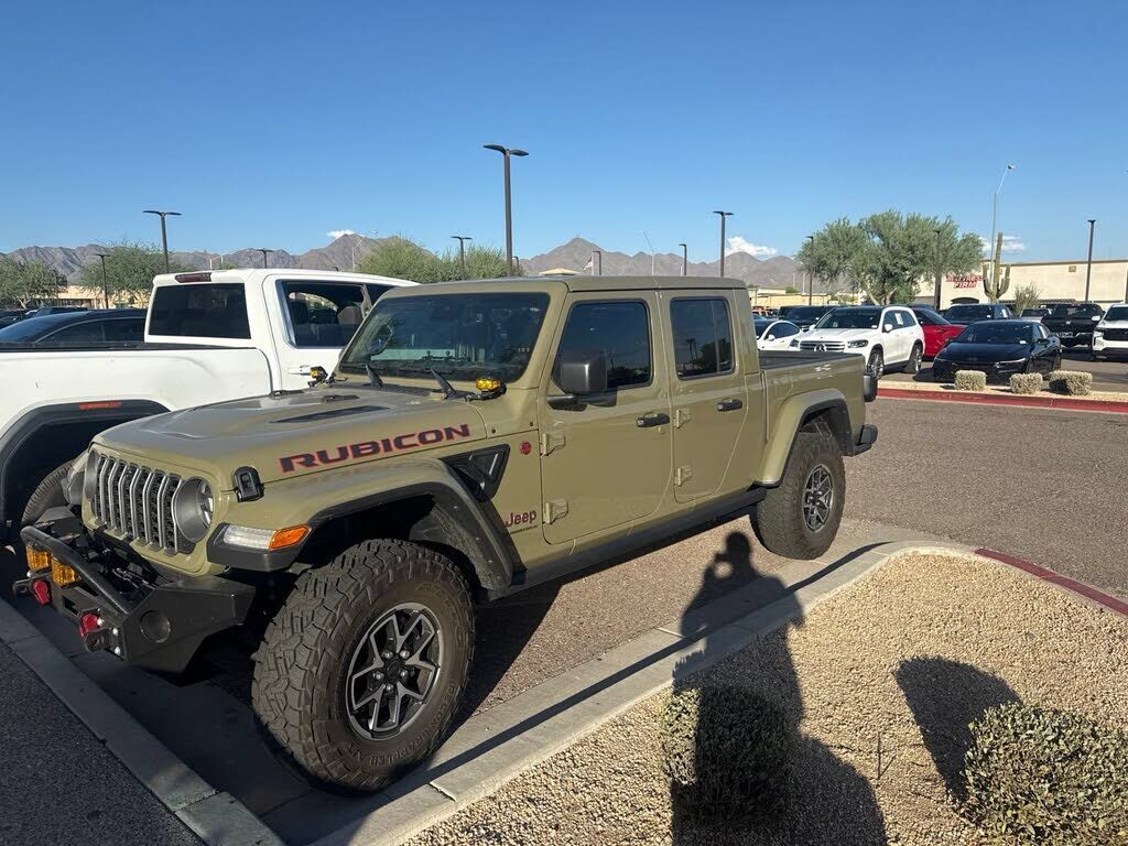 2025 JEEP Gladiator