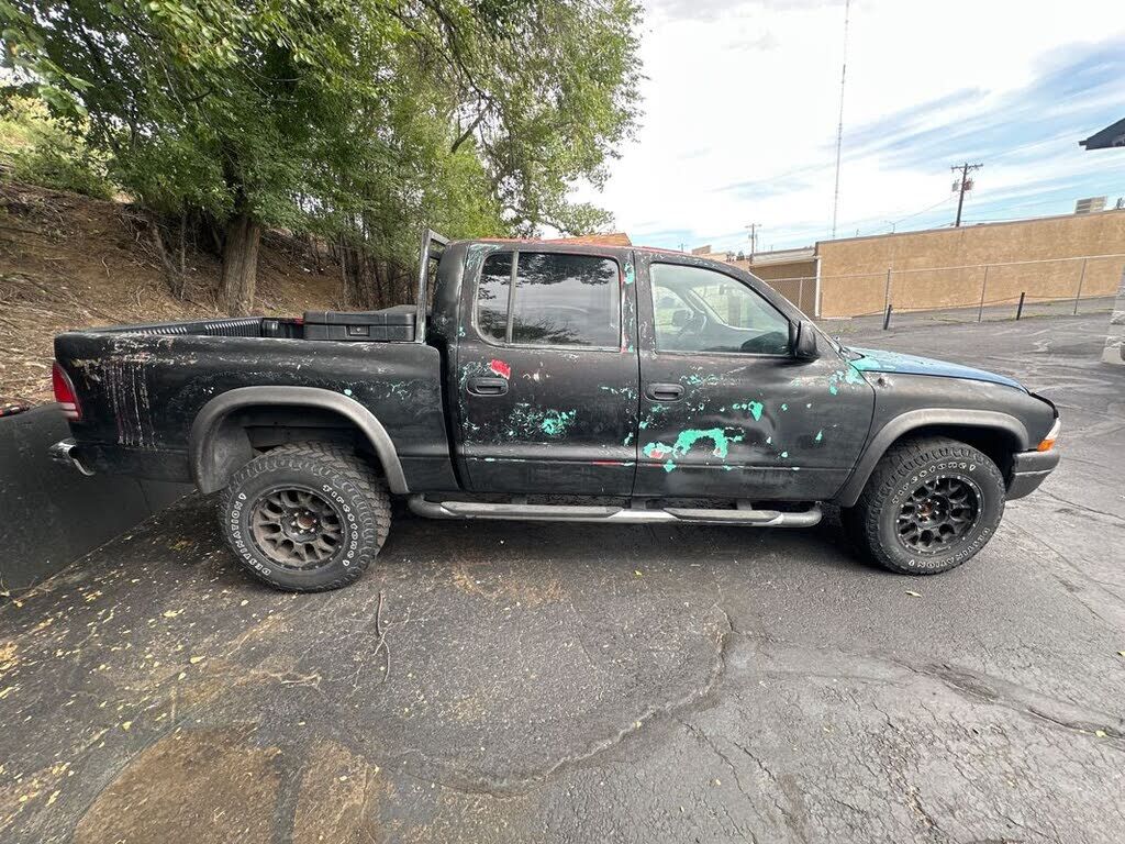 2004 DODGE Dakota