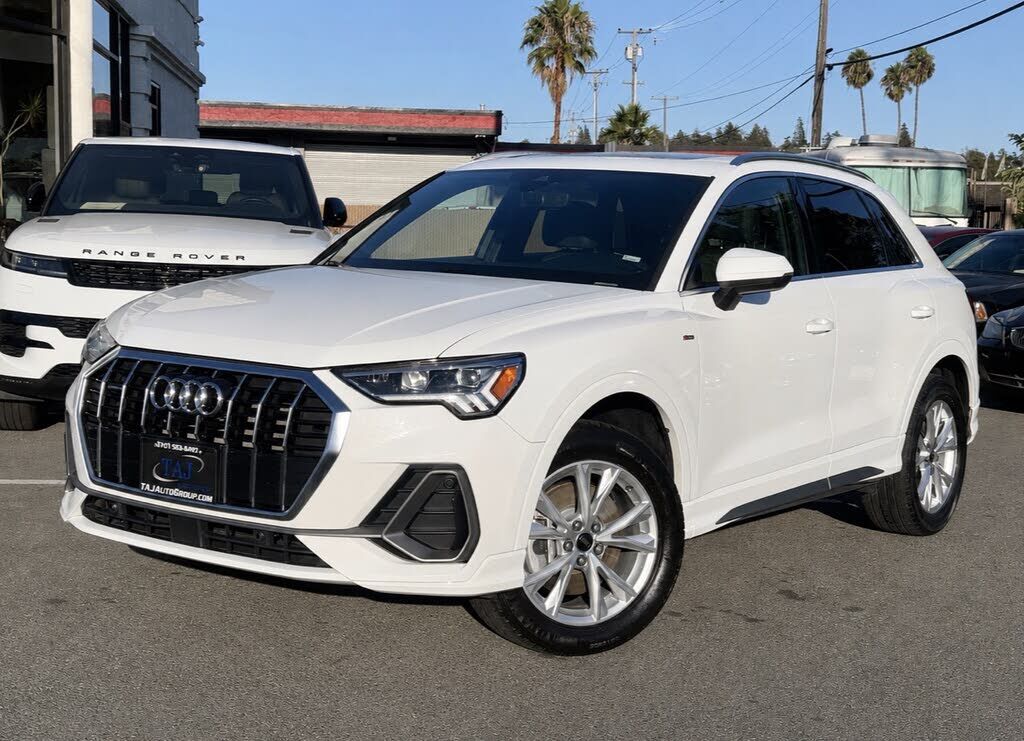 2024 AUDI Q3