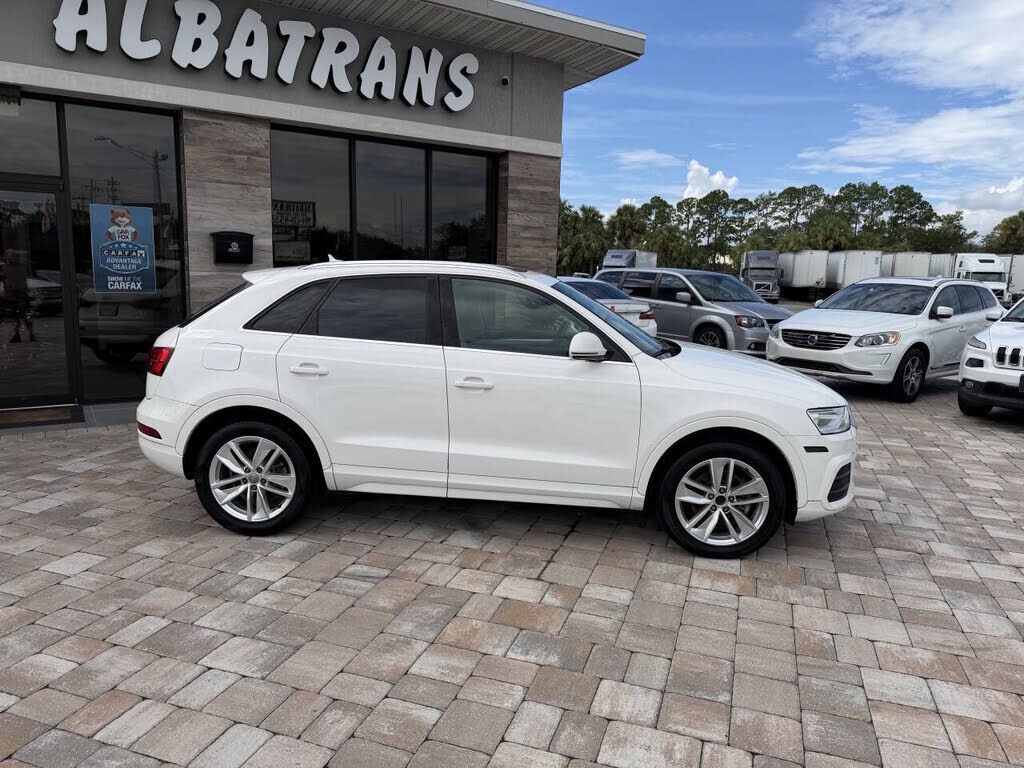 2016 Audi Q3