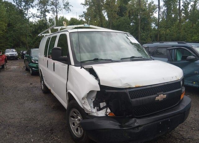2012 CHEVROLET Express
