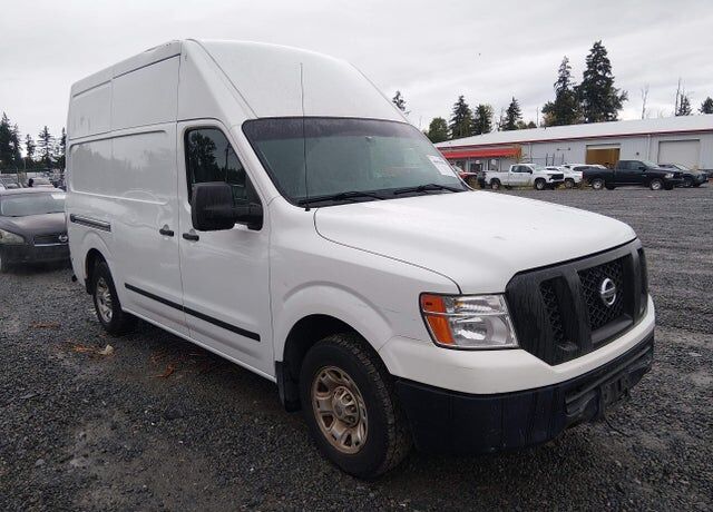 2017 NISSAN NV