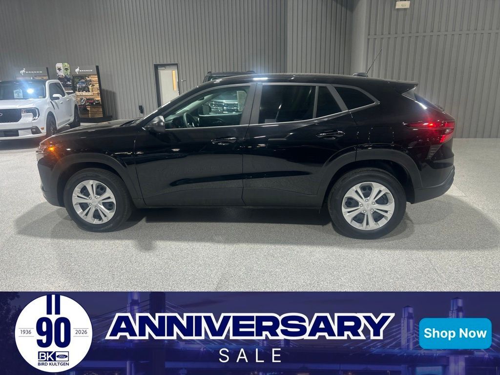 2026 CHEVROLET Trax