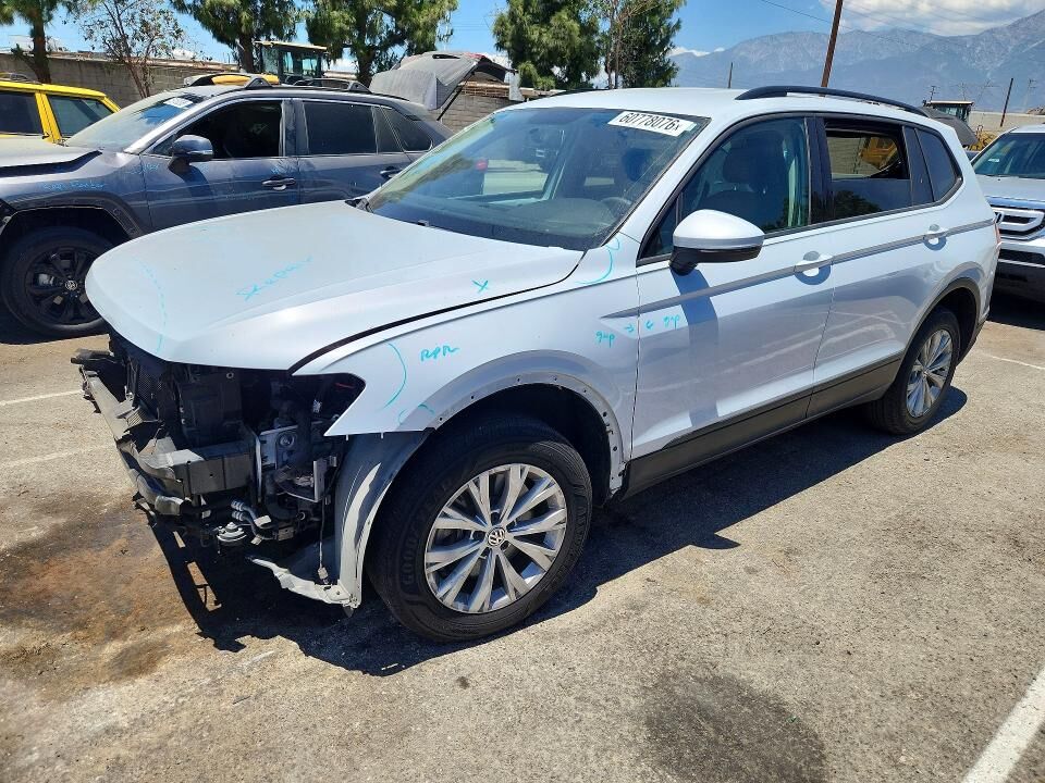 2018 VOLKSWAGEN Tiguan