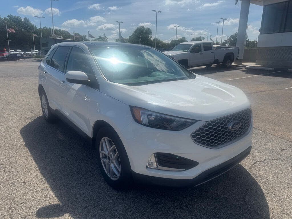 2024 FORD Edge