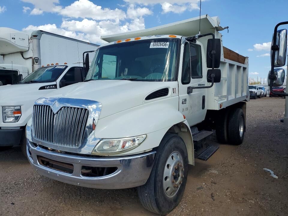 2004 INTERNATIONAL MA025