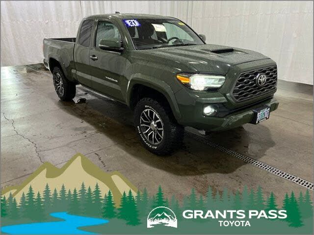 2021 TOYOTA Tacoma