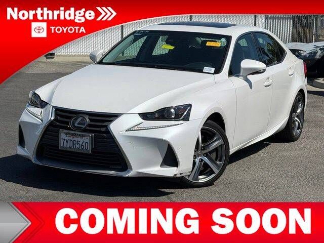 2017 LEXUS IS