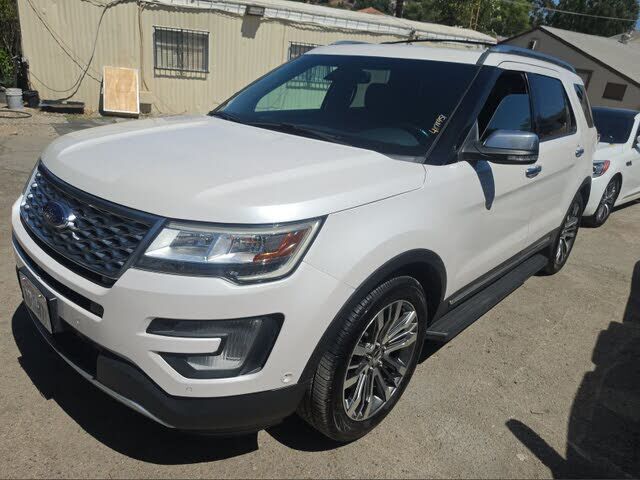 2017 FORD Explorer