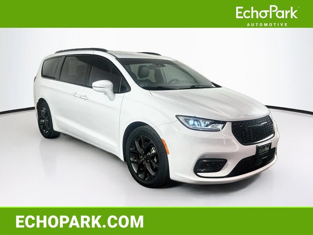 2021 CHRYSLER Pacifica