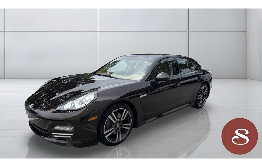 2012 PORSCHE Panamera