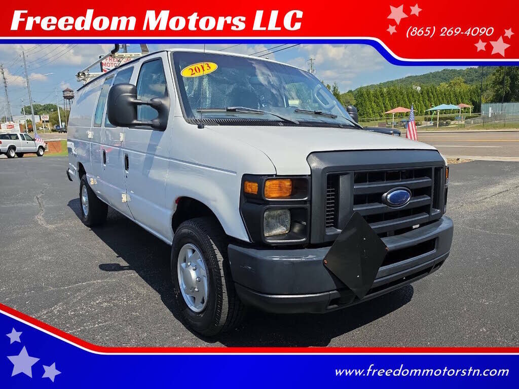 2013 FORD E-350
