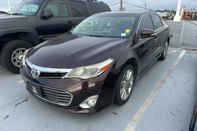 2015 TOYOTA Avalon
