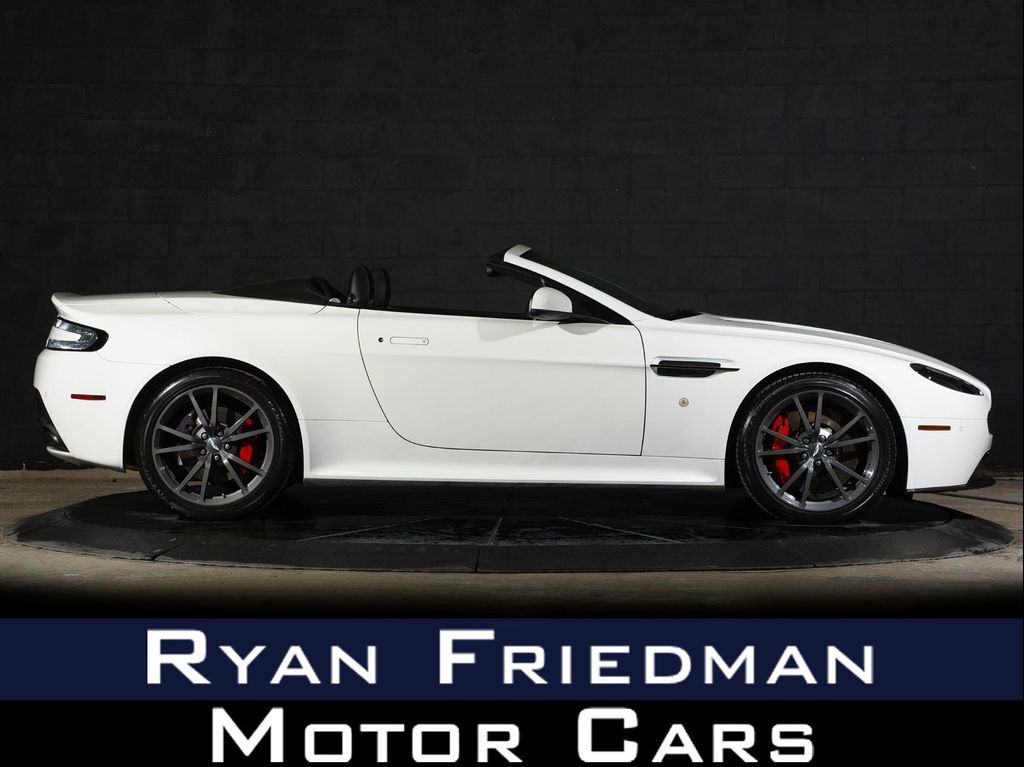 2015 ASTON MARTIN V8 Vantage