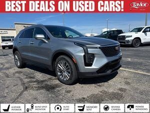 2025 CADILLAC XT4