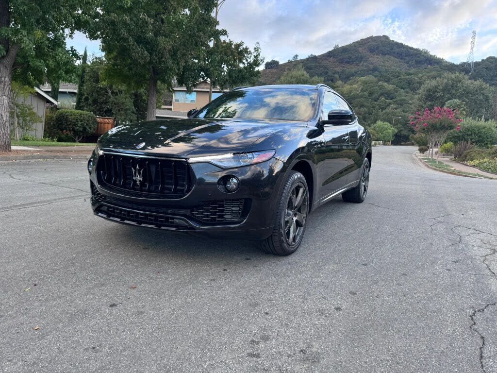 2021 MASERATI Levante