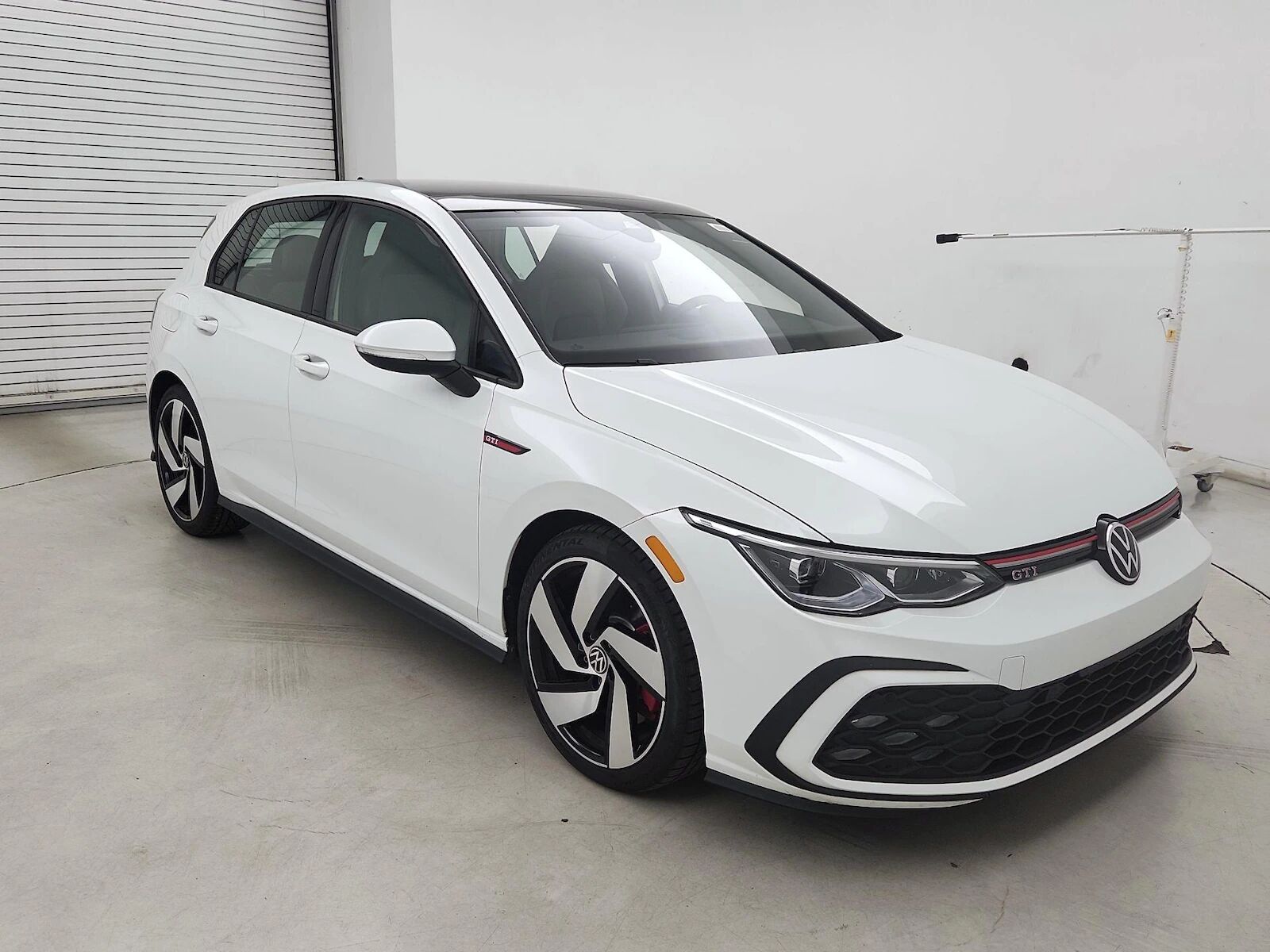 2022 VOLKSWAGEN Golf GTI