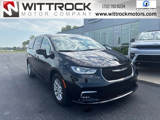 2025 CHRYSLER Pacifica