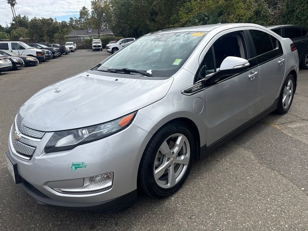 2014 CHEVROLET Volt
