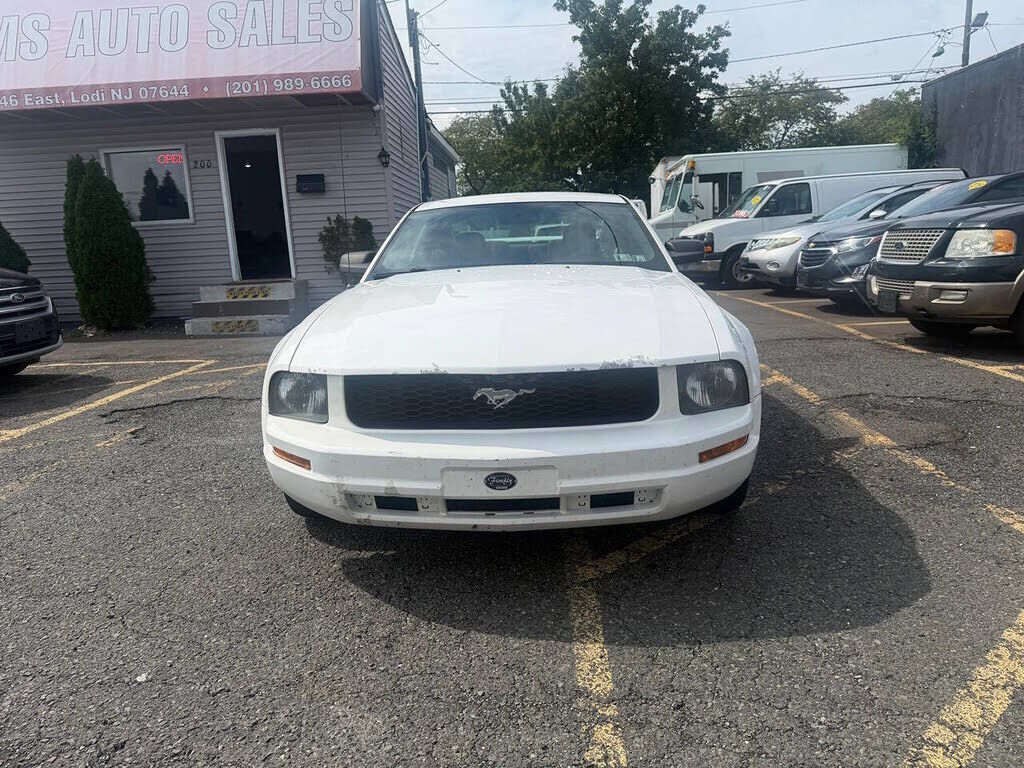 2005 FORD Mustang