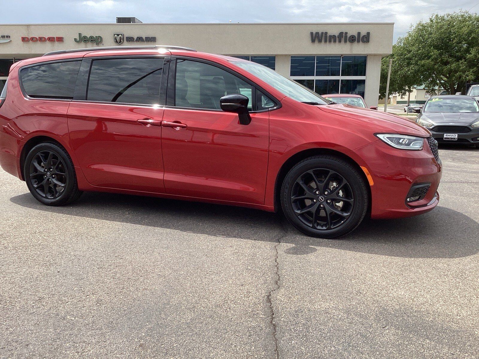 2025 CHRYSLER Pacifica