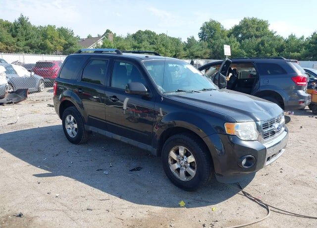 2011 FORD Escape